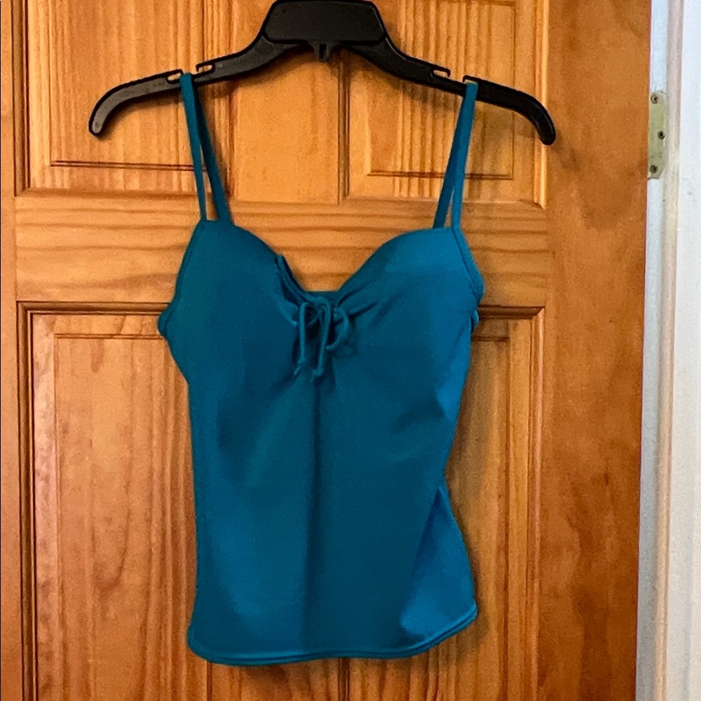 Teal tank with adjustable Spaghetti Straps, size 34A